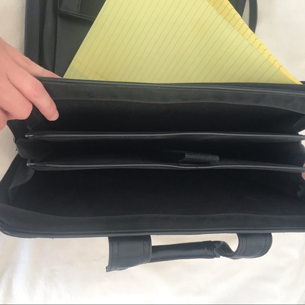 Travel/ Work Bag - Picture 4 of 8